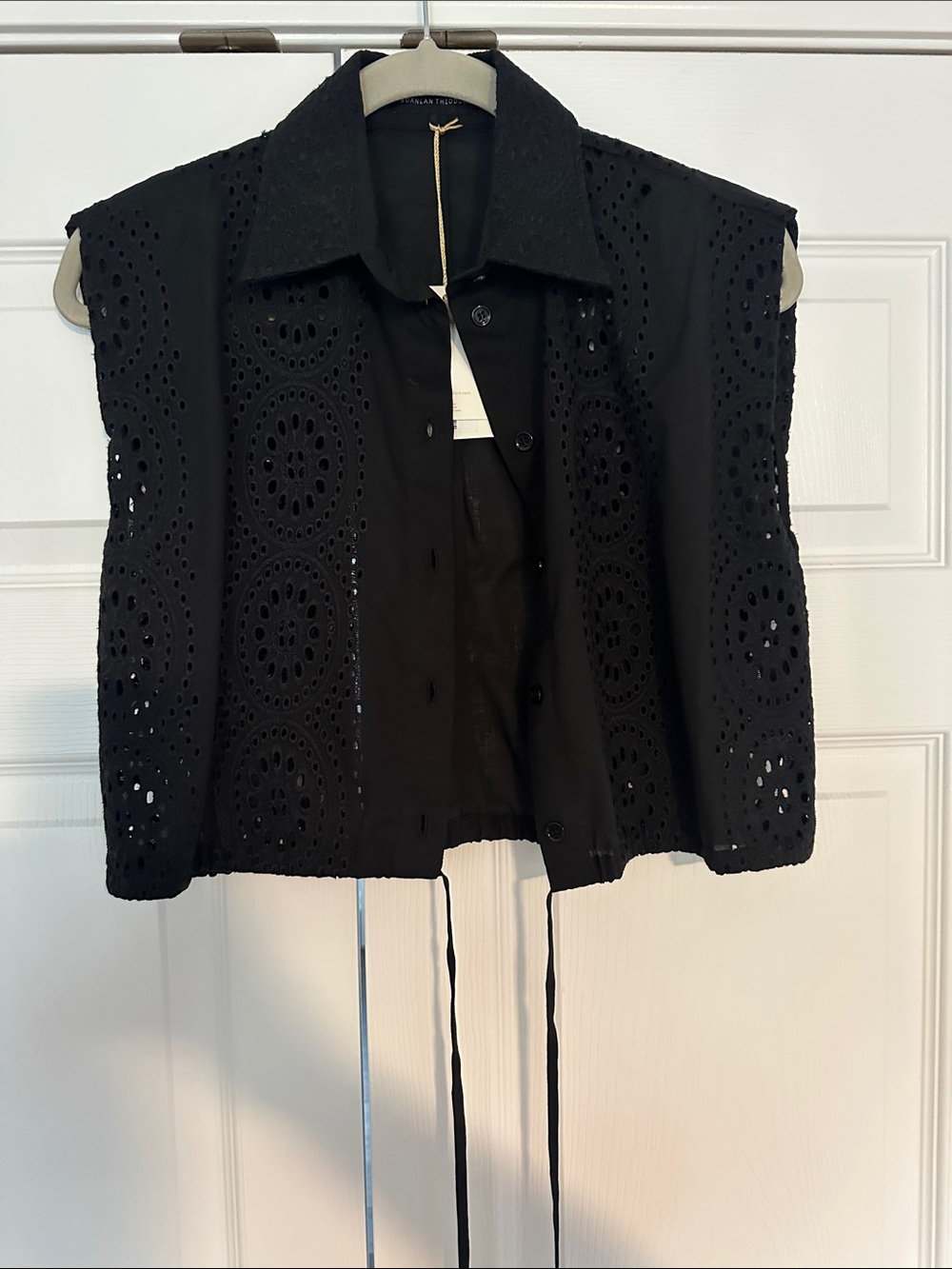 Scanlan Theodore Black Sleeveless Eyelet Top with Tie